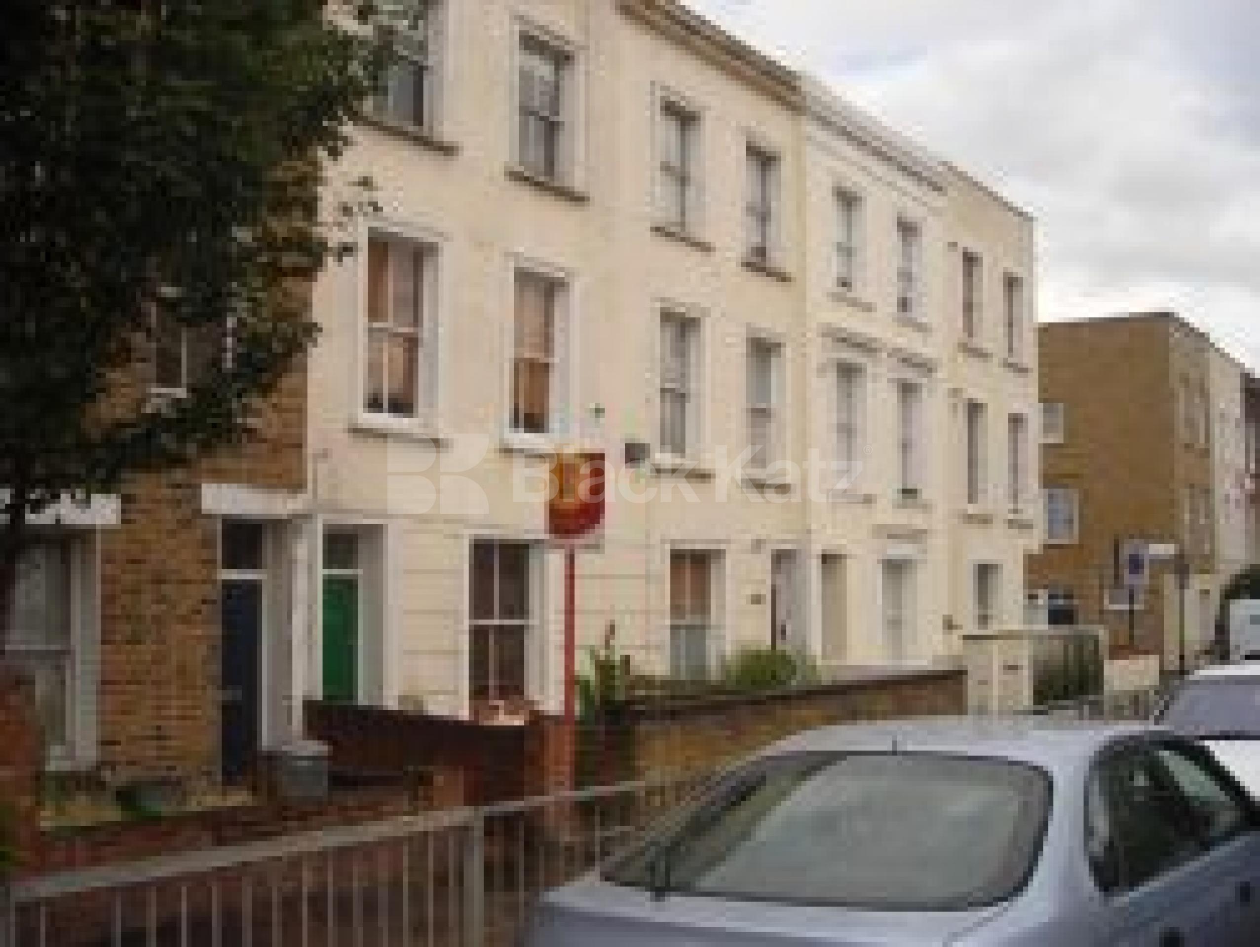 			2 Bedroom, 1 bath, 1 reception Flat			 Grafton Road, KENTISH TOWN  NW5